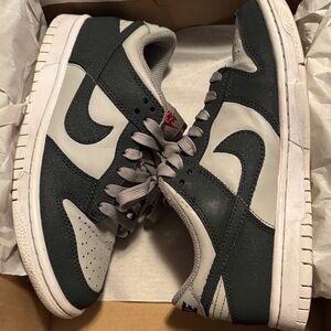 Used Nike Dunk Low HF Kids Sneakers - Iron,White, Anthracite